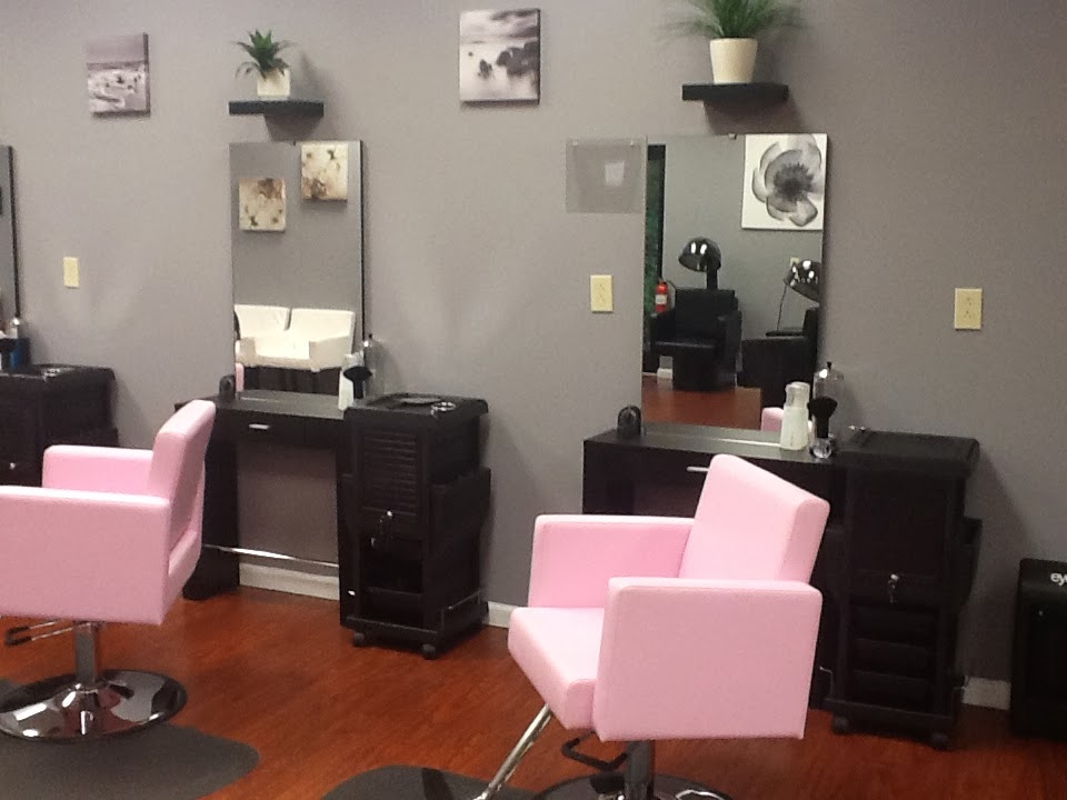 Chrysanthemum's Hair Salon & Spa nail photo 6